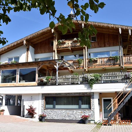Landhotel Anna Sankt Martin am Tennengebirge Esterno foto